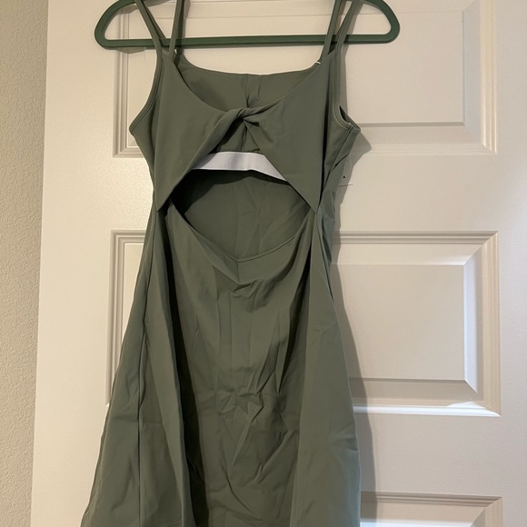 HALARA everyday cloudful double strap dress with shorts and removable padding - Picture 5 of 6